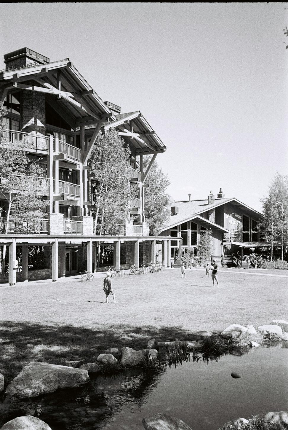 Historic Ravelon Quinthar